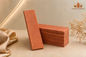 Bata Tempel Dinding Tanah Liat Ukuran 2×6,5×24 cm